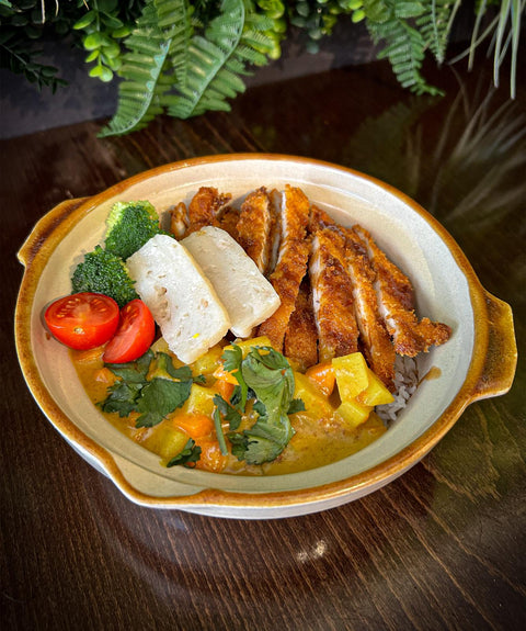 Caçarola de Arroz com Caril Frango Panado