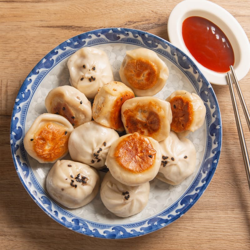 生煎包(Shēng Jiān Bāo) – Xiaoxiong Kitchen