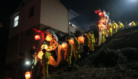 O Festival das Lanternas (元宵节, Yuánxiāo Jié)